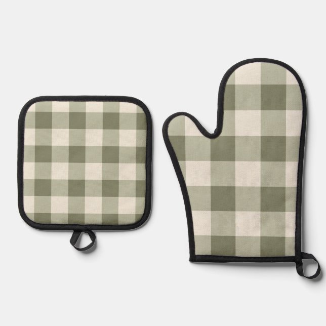 Classic Green Farmhouse Gingham Style Oven Mitt & Pot Holder Set (Front)
