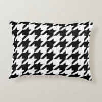 Classic Houndstooth Pattern: Black & White Vintage