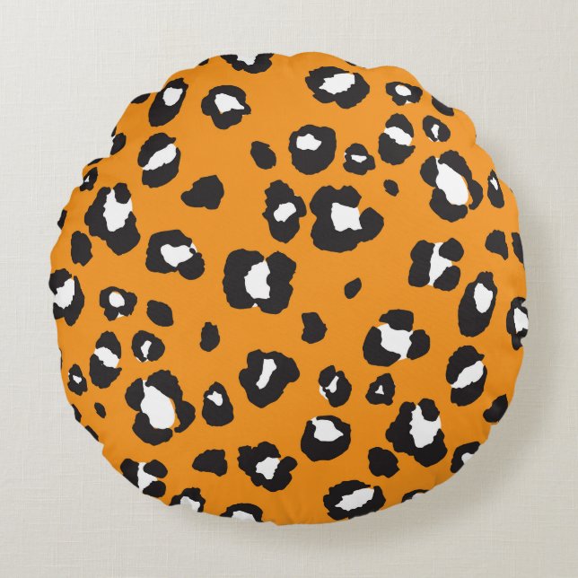 Classic Leopard Print Pattern Round Pillow (Front)