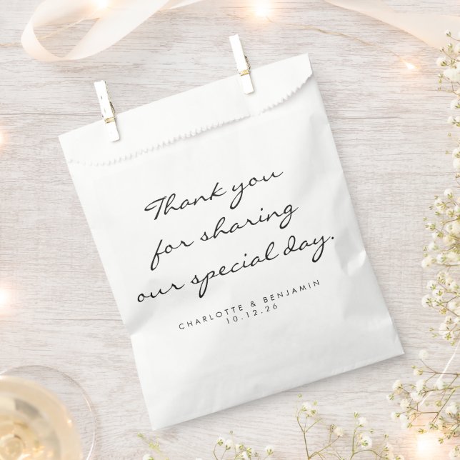 Classic Minimalist Script White Thank You Wedding  Favour Bag (Clipped)