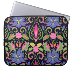 Classic Pansy: Vintage Floral Wallpaper Laptop Sleeve