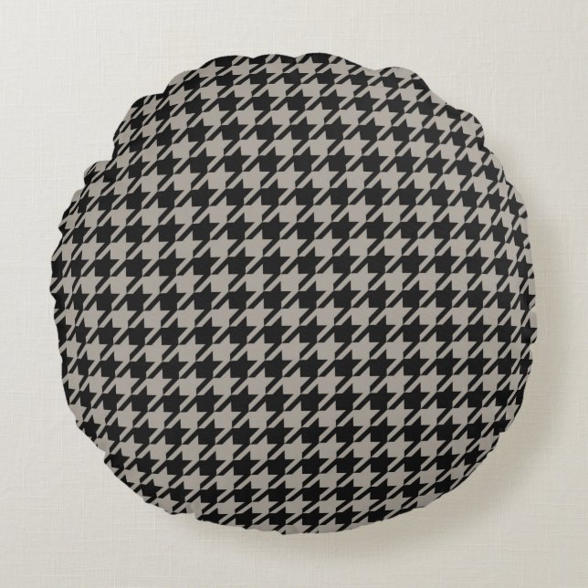 Classic Pepita Houndstooth Pattern Black Grey   Round Pillow (Front)