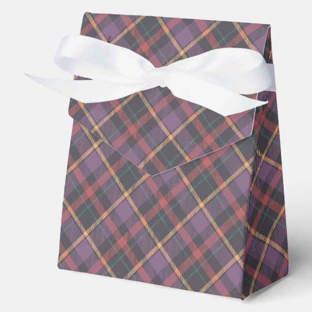 Classic Plaid Pattern Favor Box (Front)