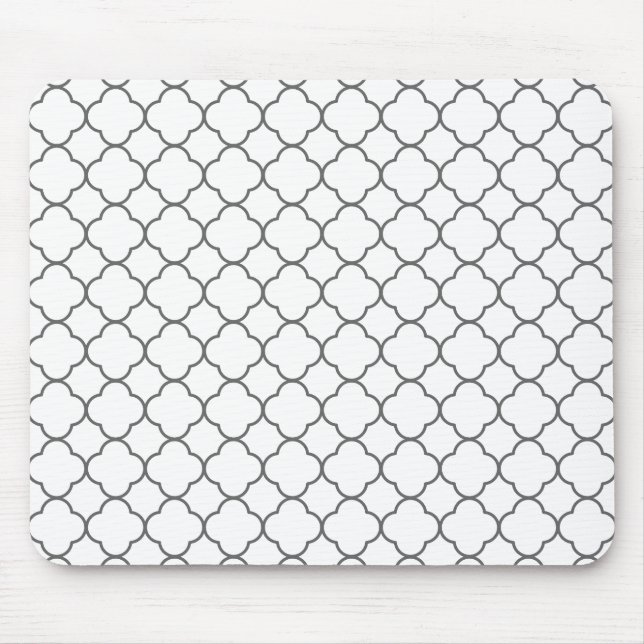 Classic Quatrefoil Pattern Mouse Pad (Front)