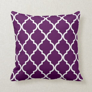 Classic Quatrefoil Pattern Plum and White Throw Pillow