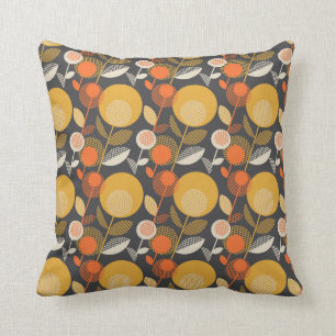 Classic Retro Floral Pattern Throw Pillow