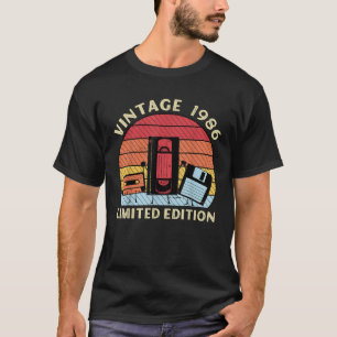 Classic Retro Made in 1986 40th Men Women Funny 40 T-Shirt