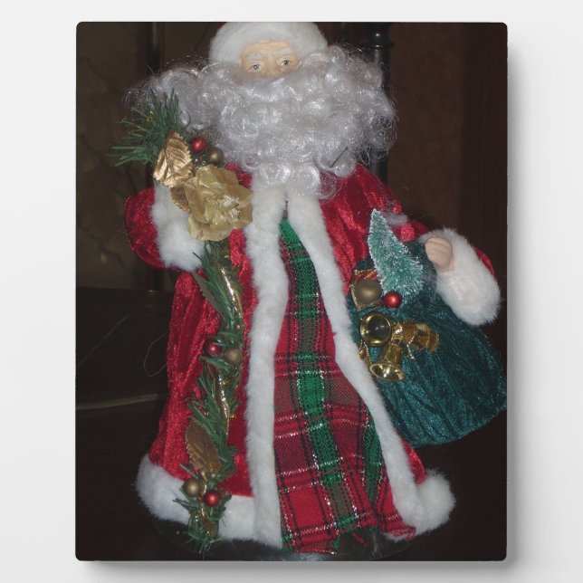Classic Santa Claus: A Timeless Holiday Icon Plaque (Front)