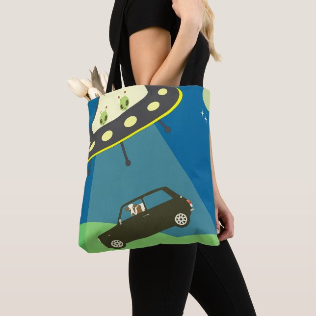 Classic Tote Bag (Close Up)
