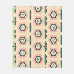 Classic Vintage: Floral Seamless Design Fleece Blanket