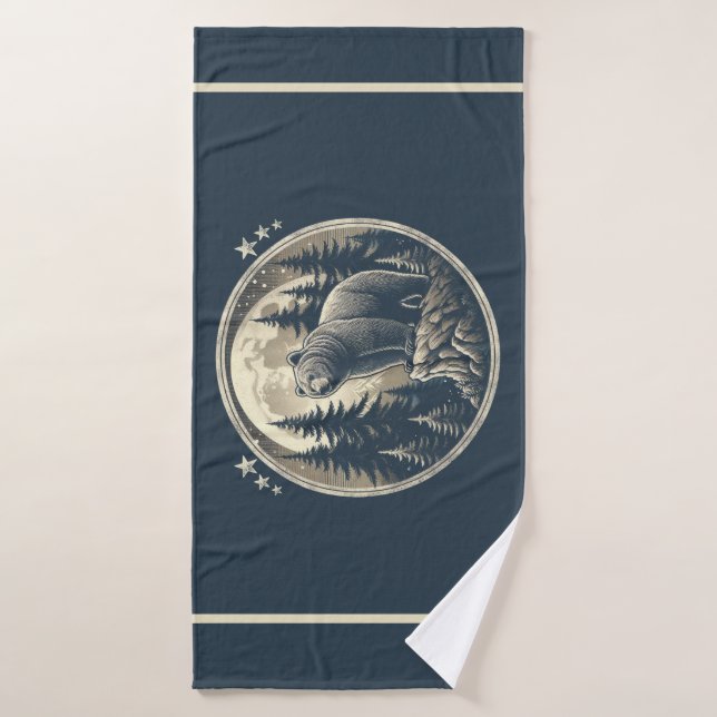 Classic/vintage wilderness bear bath towel (Bath Towel)