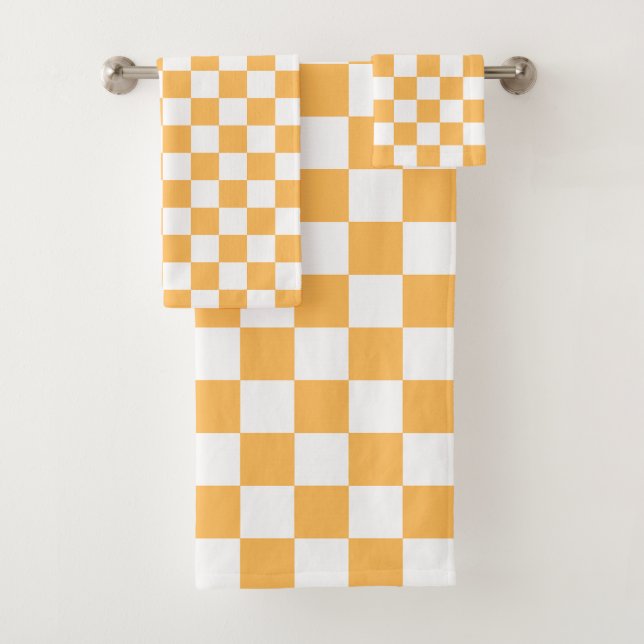 Classic visual peach chequerboard  bath towel set (Insitu)