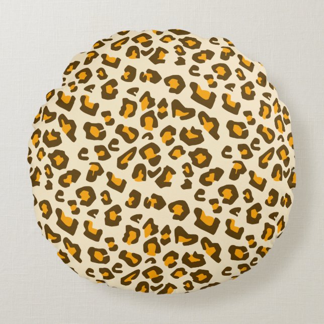 Classic Wild Leopard Print Pattern Round Pillow (Front)