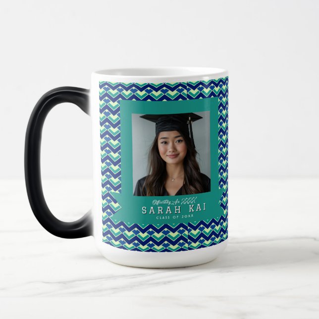 Classic Zigzag Pattern Graduating Class Magic Mug (Left)