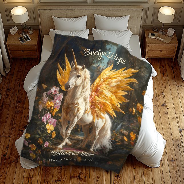 Classical Painting White Pegasus With Golden Wings Fleece Blanket (Creator Uploaded)