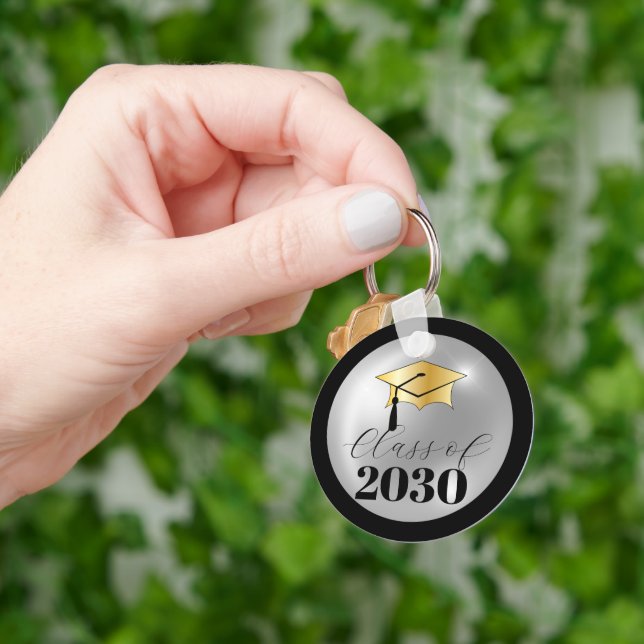 Classy Elegant Class Year Graduation Cap Keychain (Hand)