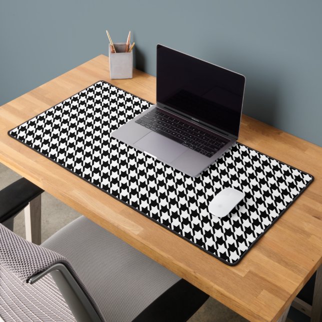 Classy Elegant Houndstooth Pattern Black And White Desk Mat (Office 2)