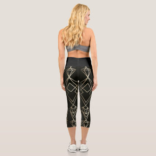 Classy Retro Design in Black and Gold Capri Leggings