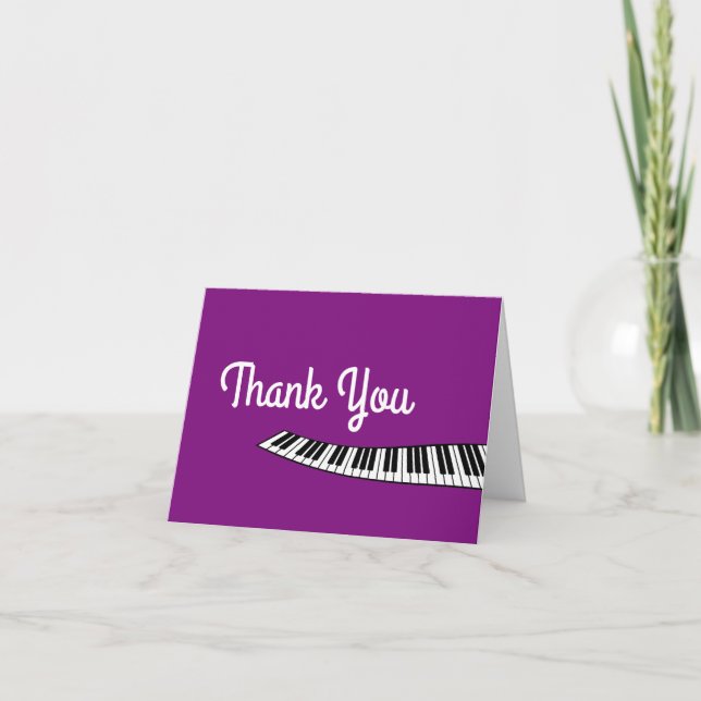 Clavier de piano branché, musique, Merci (Devant)