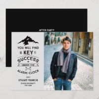 Clé du succès Invitation à un diplôme humoristique