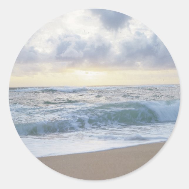 Clear Beach Day Classic Round Sticker (Front)