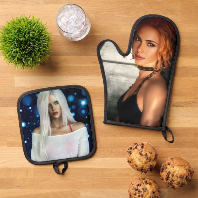 Clear Shadows and Afterglow Oven Mitt & Pot Holder Set (Top Down)