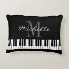Clés de piano noir et blanc coussin d'accent monog