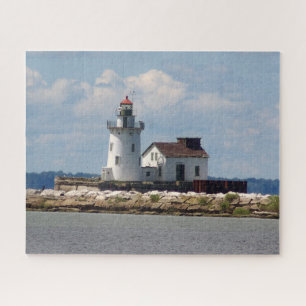 Cleveland Harbour Main Entrance Light puzzle
