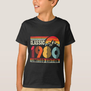 Clic 1980 Limited Edition 45 Year Old 45th Birthda T-Shirt
