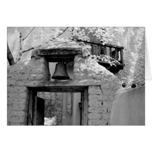 Cloche en adobe brut dans l'entrée, Santa Fe, Nouv