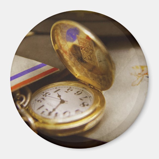 Clock Maker - Time never waits Magnet (Front)