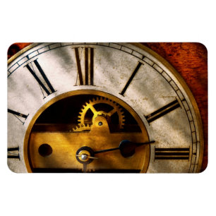 Clockmaker - What time is it Magnet