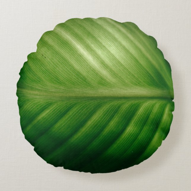Close-up of green elaf round pillow (Front)