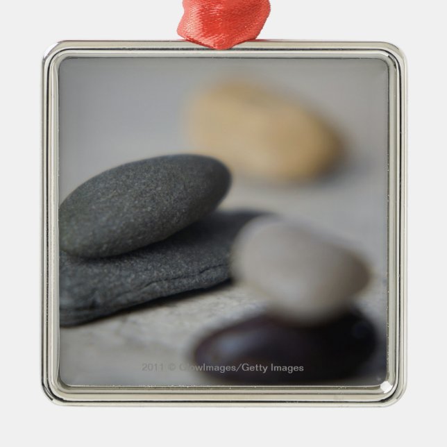 Close-up of pebbles metal ornament (Front)
