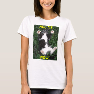 Clothing Women Hug Me Now! T-Shirt
