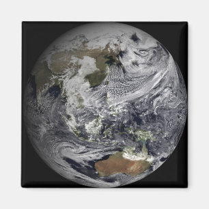 Cloud simulation of the full Earth Magnet