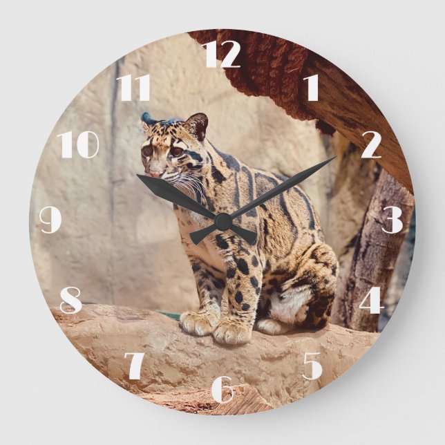 clouded leopard picture nature wildlife exotic large clock (Front)