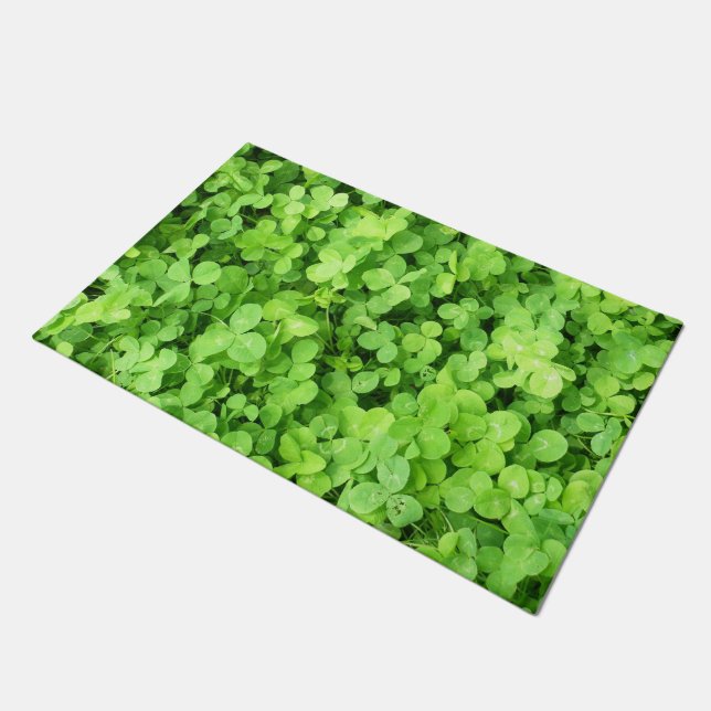 CLOVER doormat | m3galleryStudio (Angled)