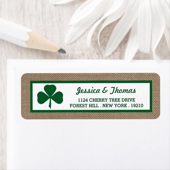 Clover vert & Burlap St. Patrick's Day (En situation)