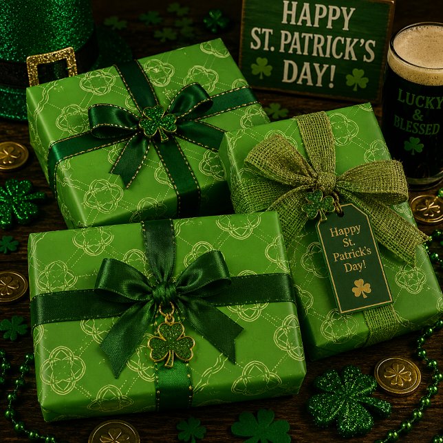 Clover Waltz Wrapping Paper Sheet (Creator Uploaded)