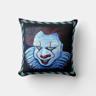 Clown:Evil Throw Pillow