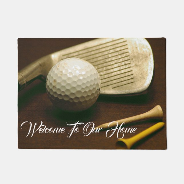 Club de golf, boule de golf, et tapis de porte de (Devant)