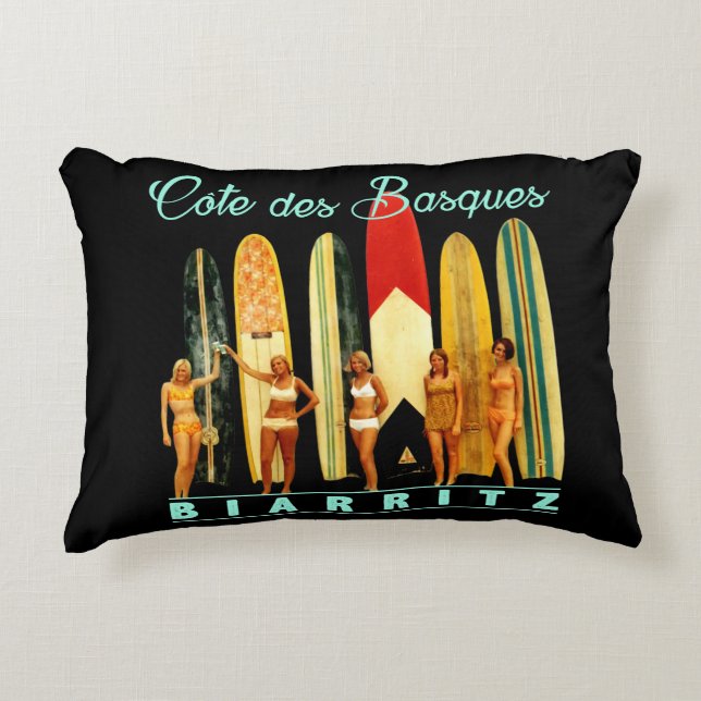 Coast of the Biarritz Basques Decorative Pillow (Front)