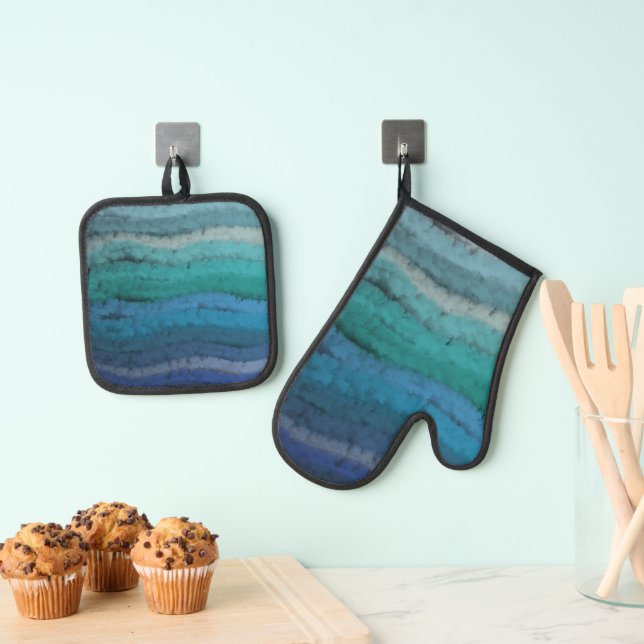 Coastal Beach Salty Waves On Black Oven Mitt & Pot Holder Set (Insitu(Hanging))