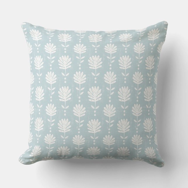 Coastal Granddaughter Throw Pillow (Front)