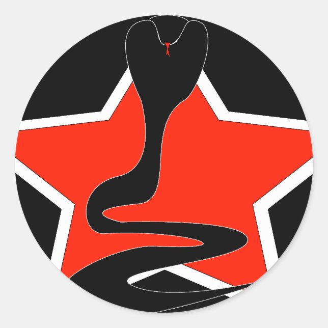 Cobra avec autocollant Red Star (Devant)