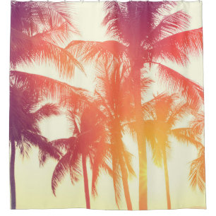 Coconut Beach: Vintage Tropical Warmth.