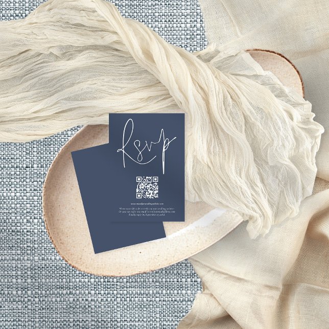 Code QR moderne Script Mariage Dusty Navy carte RS (Créateur téléchargé)