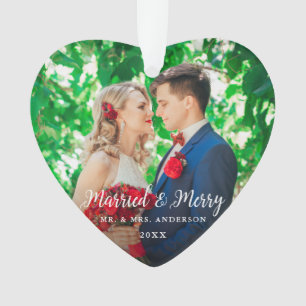 Coeur marié et joyeux de manuscrit élégant de