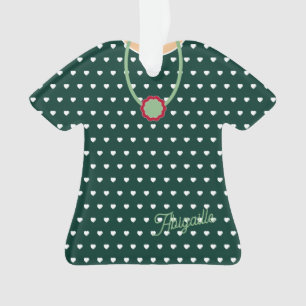 Coeurs Blancs Mignons Posés Sur Figurine Robe Vert